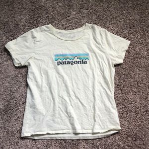 patagonia size medium yellow t shirt